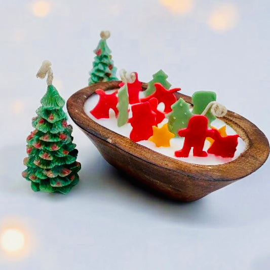 elixiirss Oval Shaped Christmas Candle with Tree